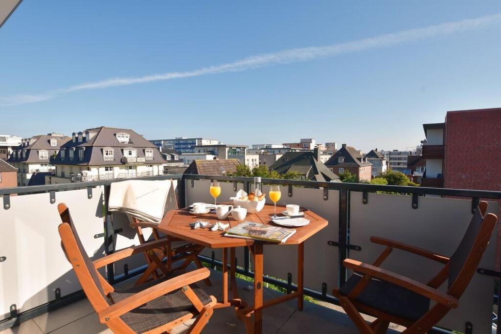 App 11 Penthouse